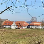 Deputatshaus Auf Dem Gut Marienhof *